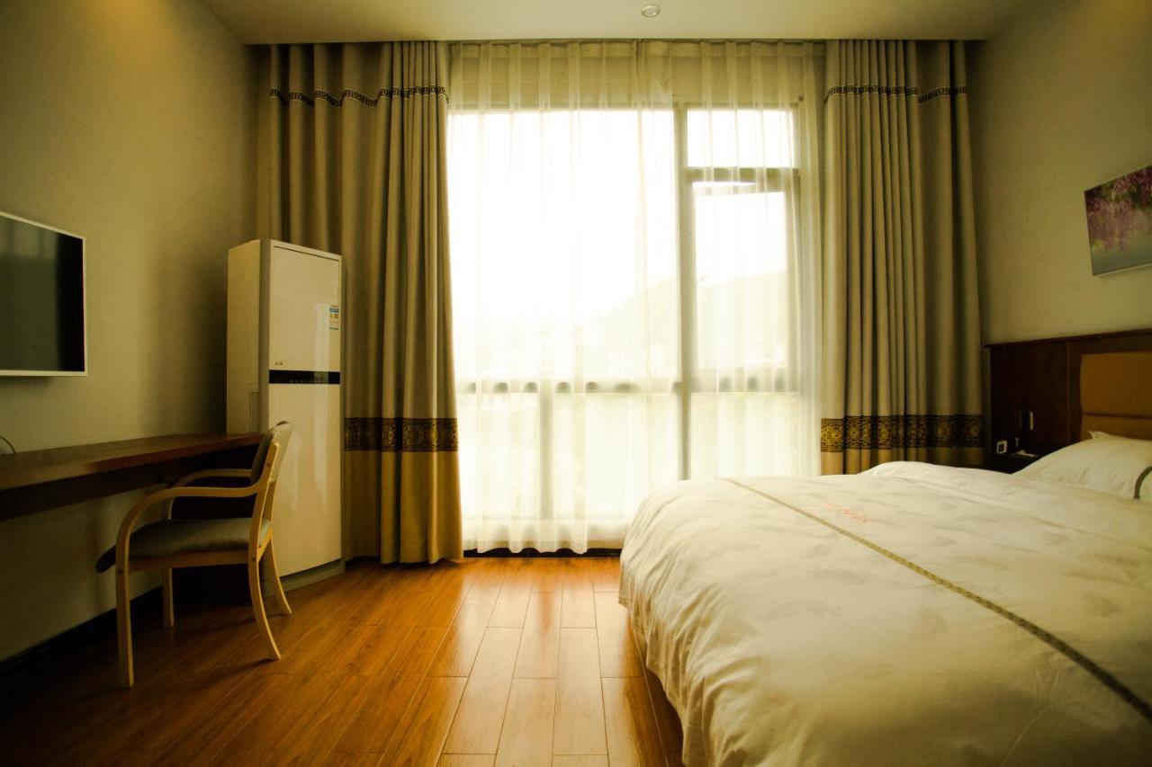 The Mountain And Views Guesthouse Yongshun Bagian luar foto